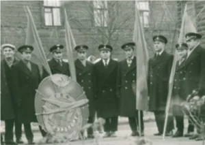 Сбор авиаработников на демонстрацию. 1962 год.